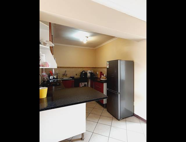 2 BEDROOM APARTMENT RENTED IN NOORDWYK